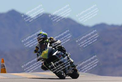 media/Mar-24-2025-Moto Forza (Mon) [[57ce5c5cff]]/1-Advanced Group/Session 4 (Turn 9)/
